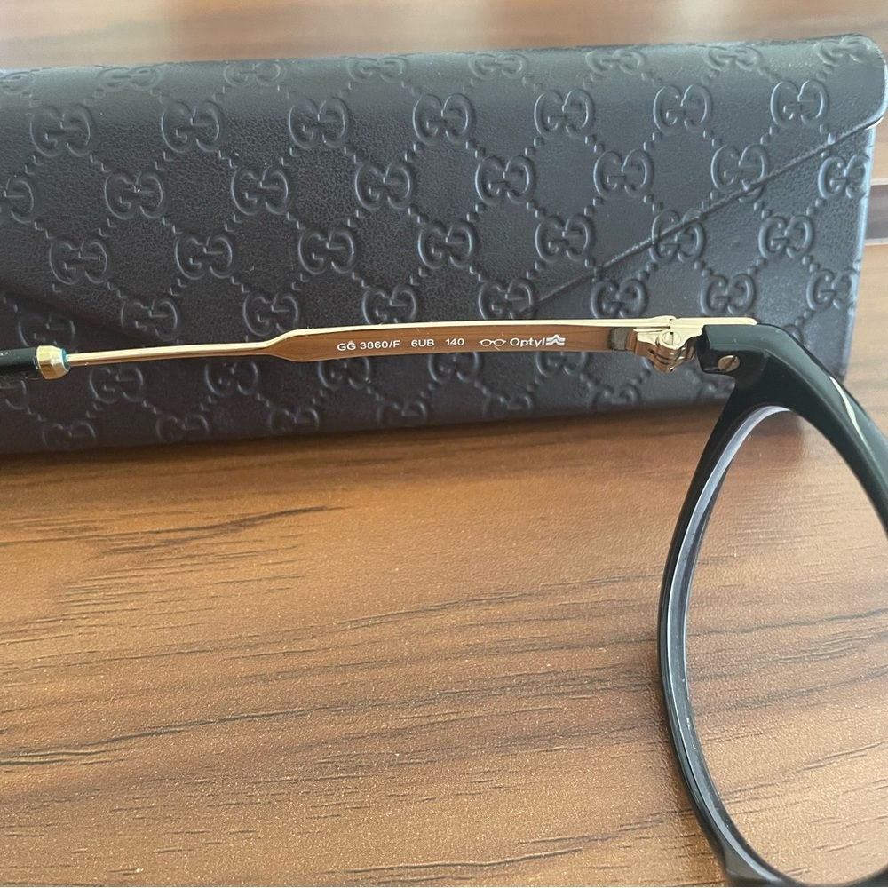 New as✨Authentic Gucci spectacles with case, cloth bag - Made in Italy 💚❤️💚 - Picture 5 of 13